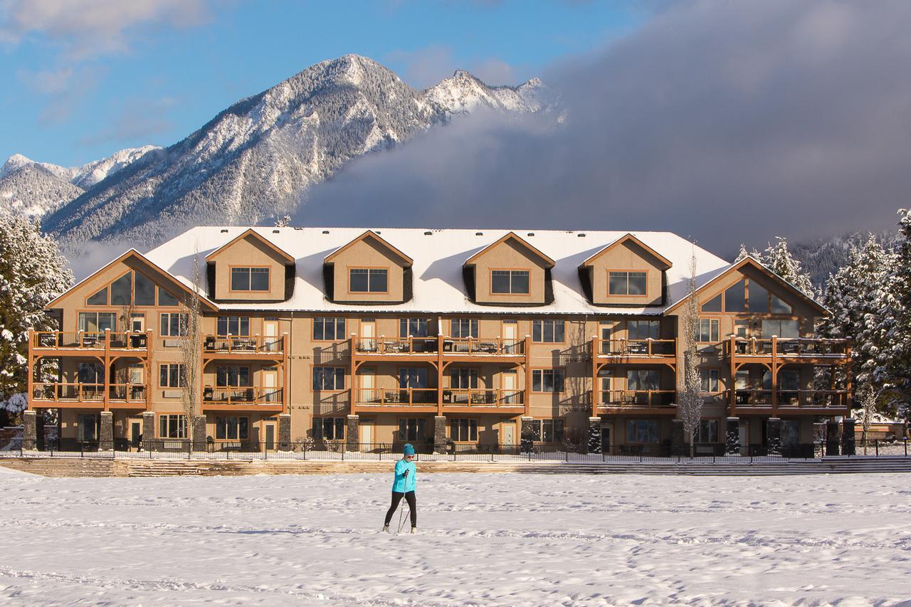 Bighorn Meadows Resort Radium Hot Springs Exterior photo